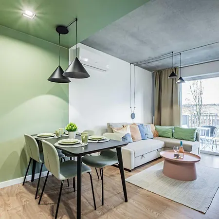 Apartament Vacationclub - Port 109 *